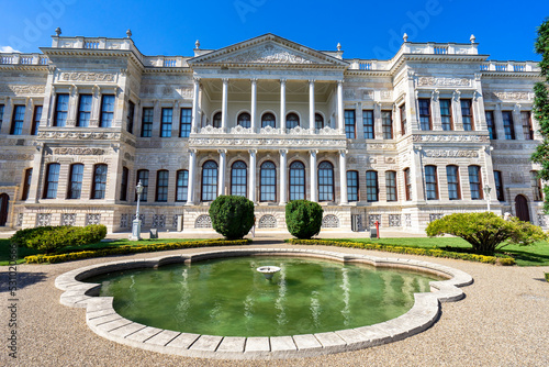 Canvas Print Exterior view of National Palaces Painting Museum at Dolmabahce Palace