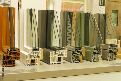 Window frames for thermo-acoustic insulation with double and triple glazing