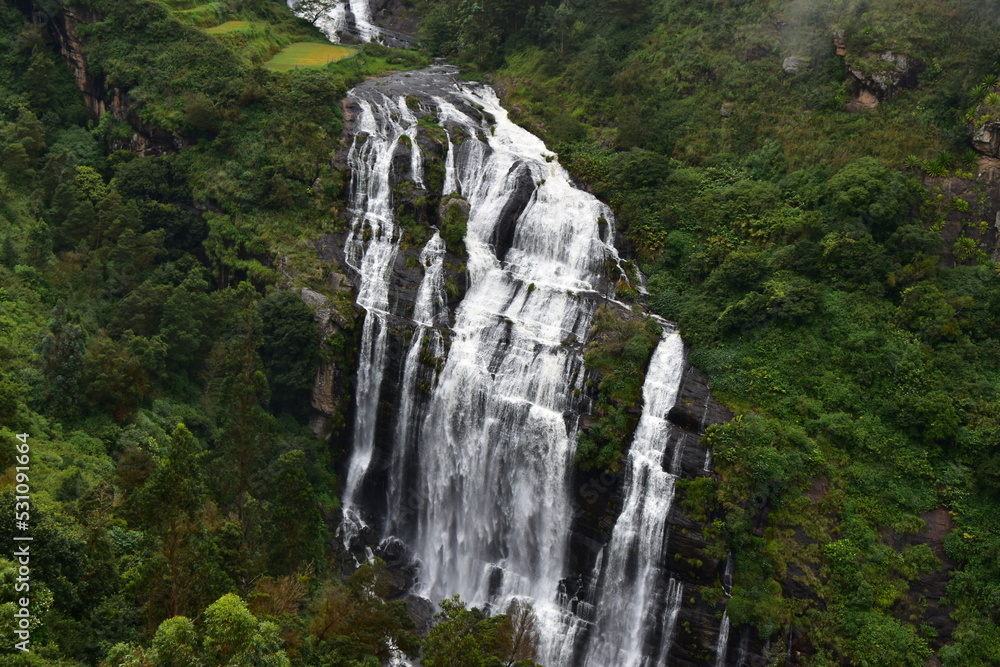 Pulavisaru Waterfalls in Polur Kodaikanal