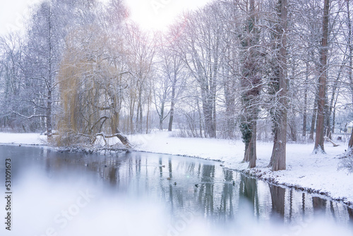 Winterlandschaft im Park © easypeasyphotography