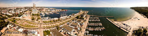 Fotografiet Panorama.Top view of the port of Gdynia on an autumn,sunny day.