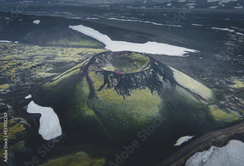 Obraz na płótnie Iceland Green Crater w salonie