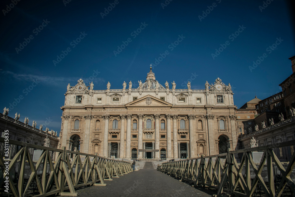 Bazylika św. Piotra w Watykanie - obrazy, fototapety, plakaty 