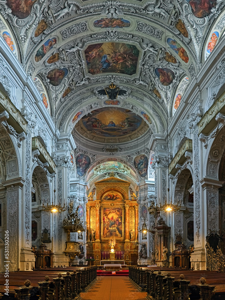 Interior of Dominican Church in Vienna, Austria. Also known as the Church of St. Maria Rotunda, it was built in 1631-1634 in early Baroque style.