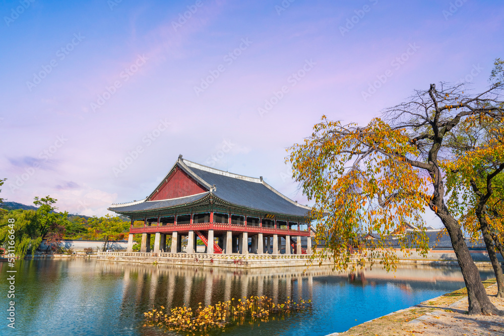 Gyeongbokgung Palace In autumn it is beautiful with blue sky and clouds that move and no people. Gyeongbokgung Palace In autumn it is beautiful with blue sky and clouds that move and no people.