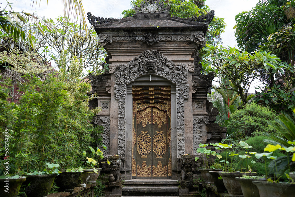 Obraz premium authentic gates sculptures Balinese gods creature religion hindu faith Bali Indonesia religion of Bali