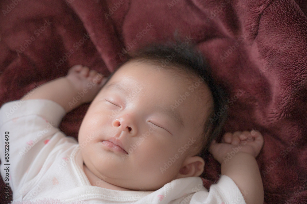 眠る赤ちゃん 眠る赤ちゃん