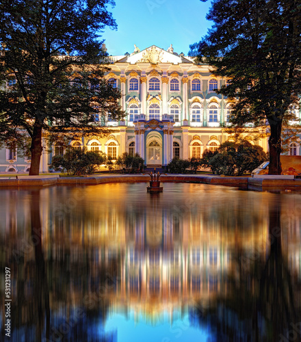 Zima pałac na pałac kwadracie w świętym Petersburg, Rosja