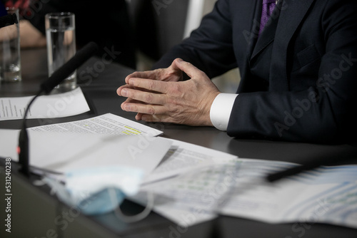 Tapeta Businessman or politician giving inteview