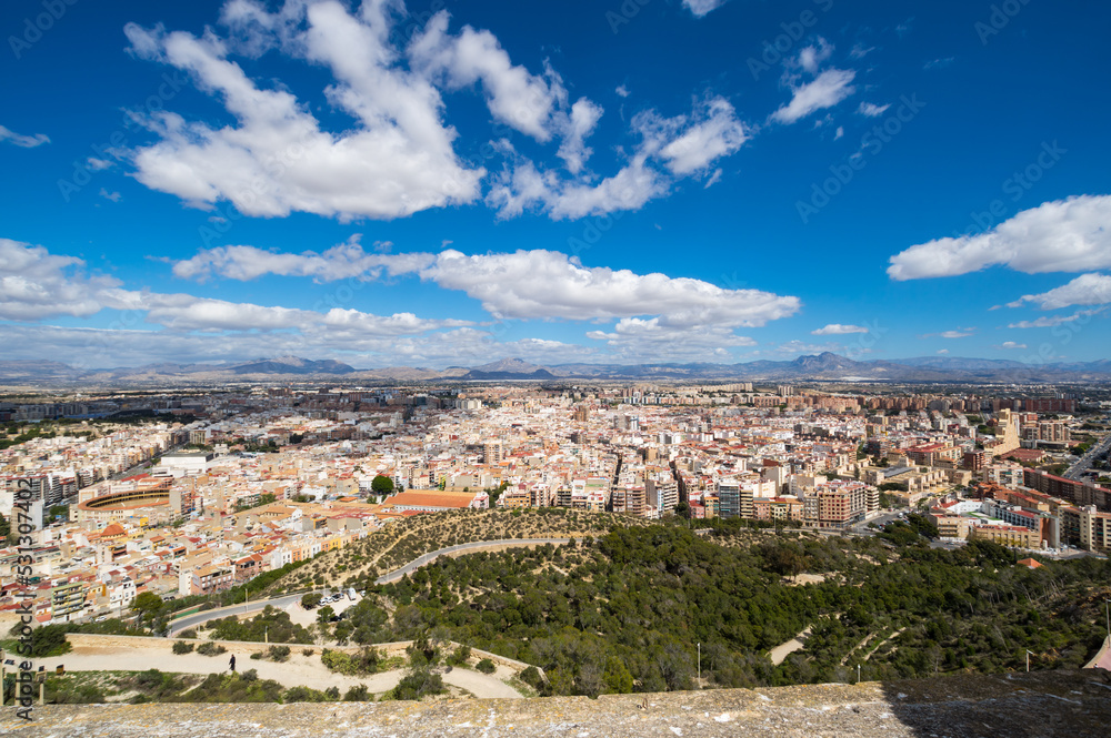 Obraz premium View of Alicante from Santa Barbara Castle