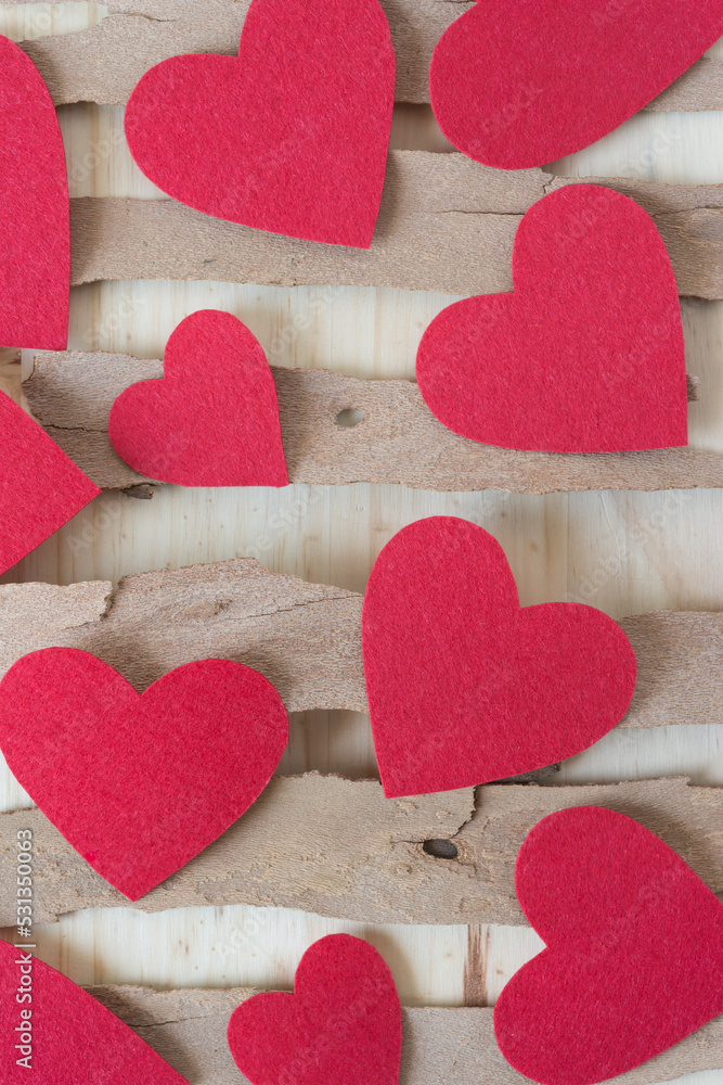 Obraz premium felt hearts on bark