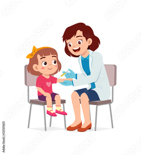 doctor do examine to little kid to check the illness