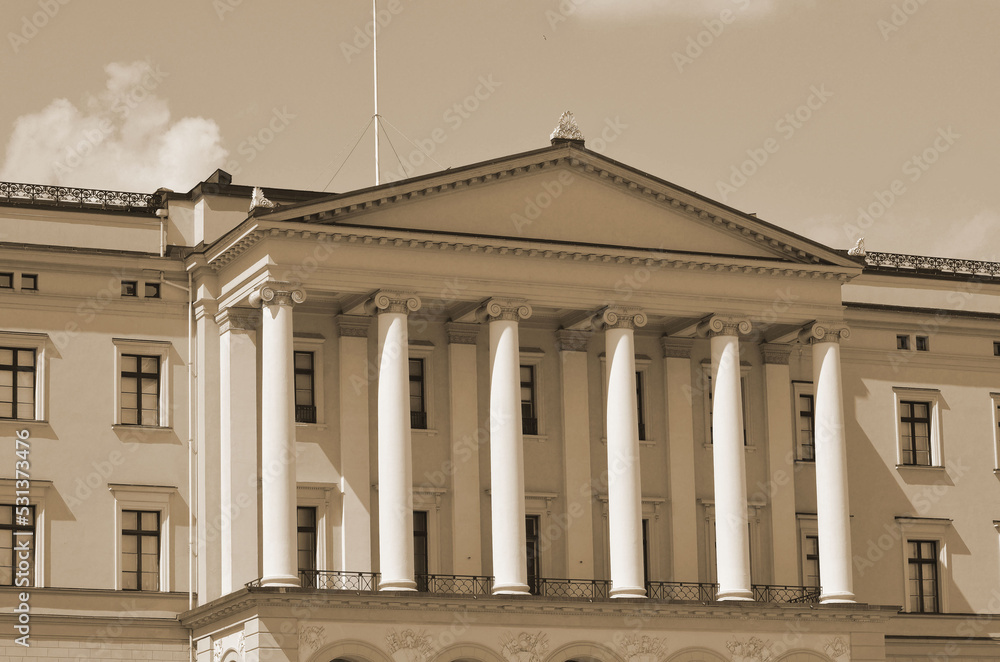 Fototapeta premium View of the Oslo royal palace exterior. Norway