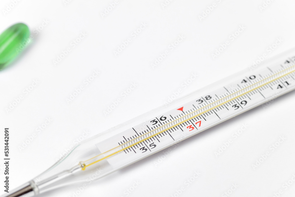 Method of temperature determination and treatment. Thermometer and medicines.Coronavirus Method of temperature determination and treatment. Thermometer and medicines.Coronavirus