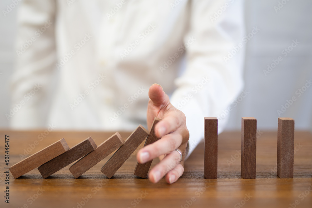 マネージメントによるリスク回避のイメージ Stock Photo Adobe Stock