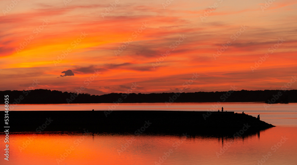 Coucher de soleil, lac du Parc naturel régional de la forét d'Orient, 10, Aube Coucher de soleil, lac du Parc naturel régional de la forét d'Orient, 10, Aube