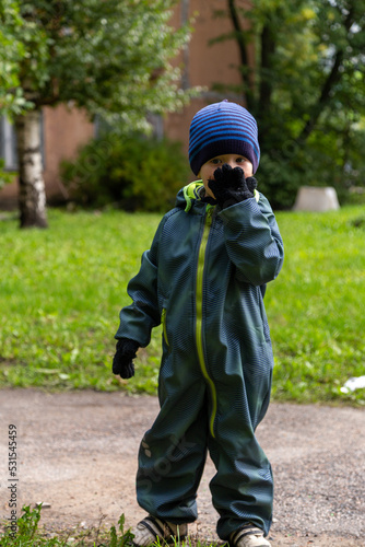hild, boy, park, kid, autumn, childhood, outdoors, people, fun, baby, little, nature, children, grass, toddler, outdoor, playing, happiness, person, family