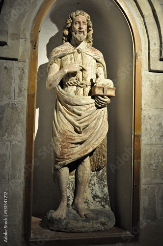 Matera - Statua in tufo raffigurante San Giovanni Battista - Chiesa di San Giovanni Battista photo