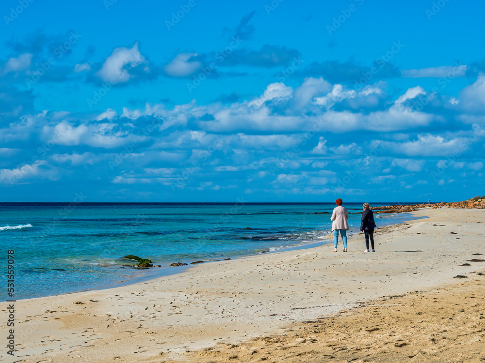 Eagle Bay is in Meelup Regional Park. Eagle Bay beach is a long expense of white sand interspersed with the odd natural rock groyne.