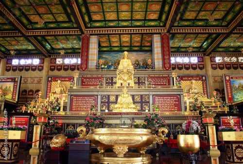 Golden Buddha and the king of Vietnam on 23 Oct 2016 - Vietnam. Dai Nam is also called Tu An Temple (Temple of Four Gratitude), a reminder of the origins of the Vietnamese.