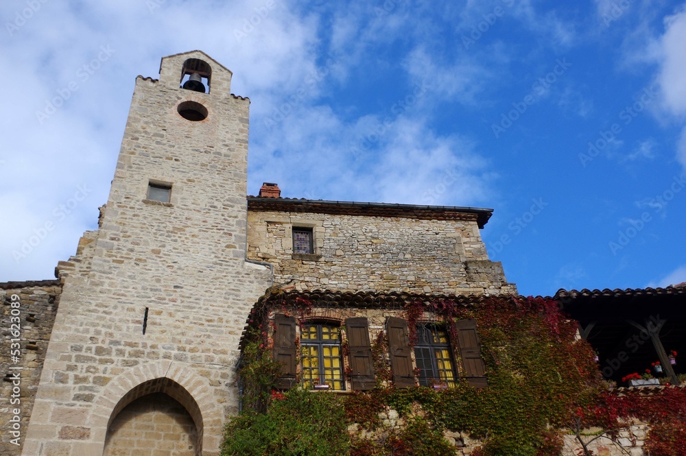 le beffroi de Bruniquel construit au XIIIe siècle