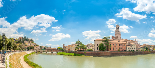Obraz na płótnie Panorama of the Ponte Pietra bridge and the city of Verona on the banks of the river with historical buildings and towers, Italy, Europe w salonie