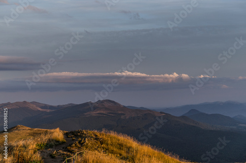 Fototapeta Naklejka Na Ścianę i Meble -  Bieszczady panorama z połoniny Caryńskiej 
