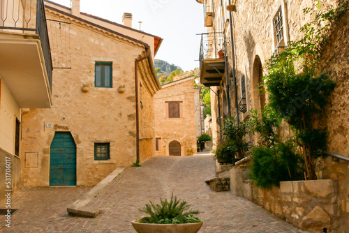 Fototapeta Naklejka Na Ścianę i Meble -  Borgo medievale di Castrovalva, Abruzzo, Italy