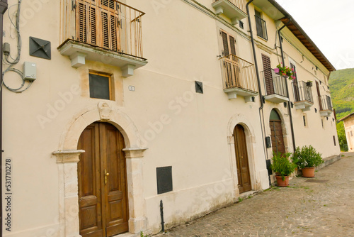 Fototapeta Naklejka Na Ścianę i Meble -  borghi e vicoli dell'Abruzzo
