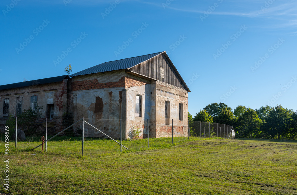 Obraz premium abandoned farm