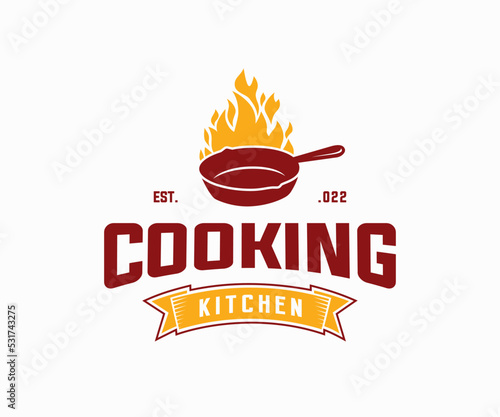 Cast iron skillet logo design. Classic restaurant kitchen logo design template