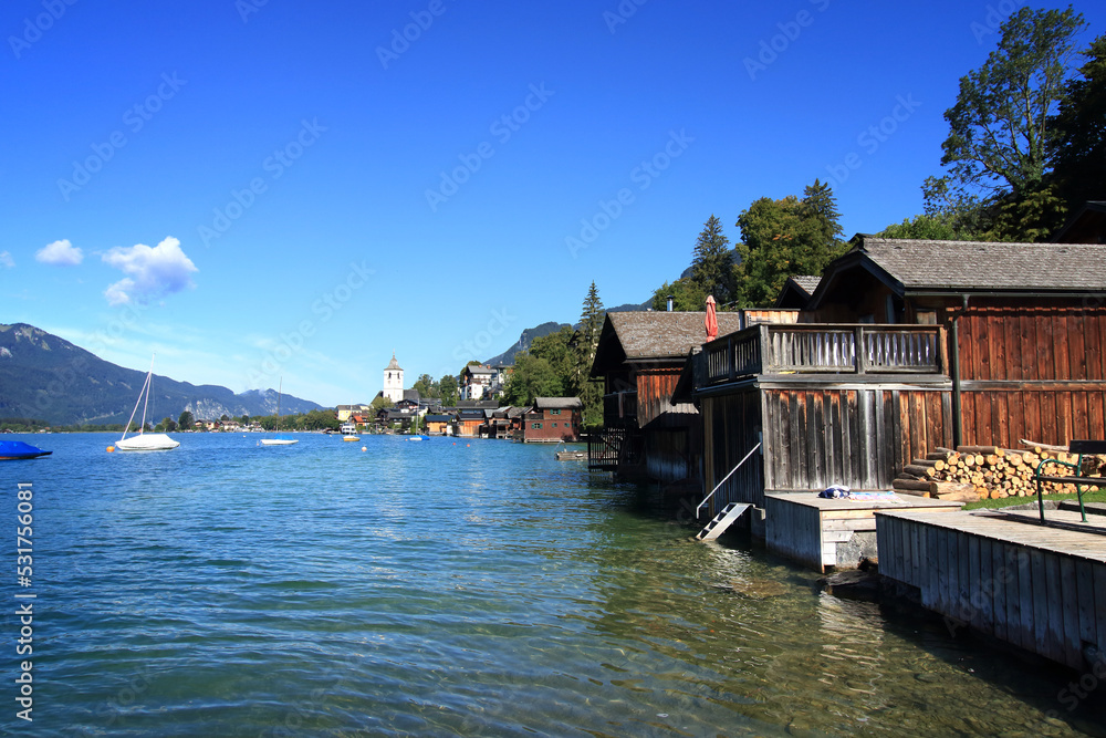 Bootshäuser am Wolfgangsee bei St. Wolfgang, Salzkammergut, Österreich