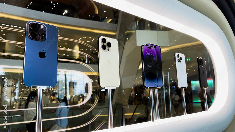 Bangkok, Thailand - Sep 19, 2022: Apple iPhone 14 Pro Max smartphone new  models, demo display launch at Apple store. Modern mobile phone technology  concept Stock-Foto | Adobe Stock