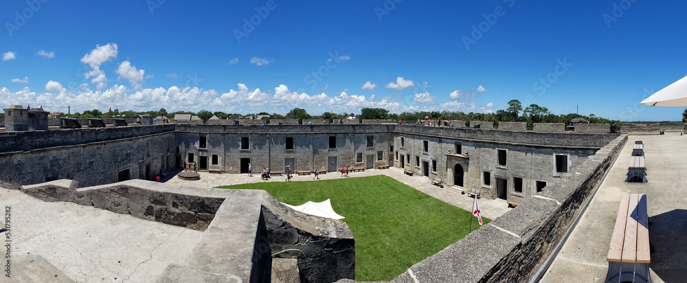 Fototapeta premium Castillo de San Marcos National Monument, St. Augustine, Florida