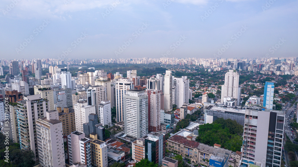 Obraz premium Aerial view of São Paulo, in the neighborhood of Jardins. Many residential buildings and a building under construction