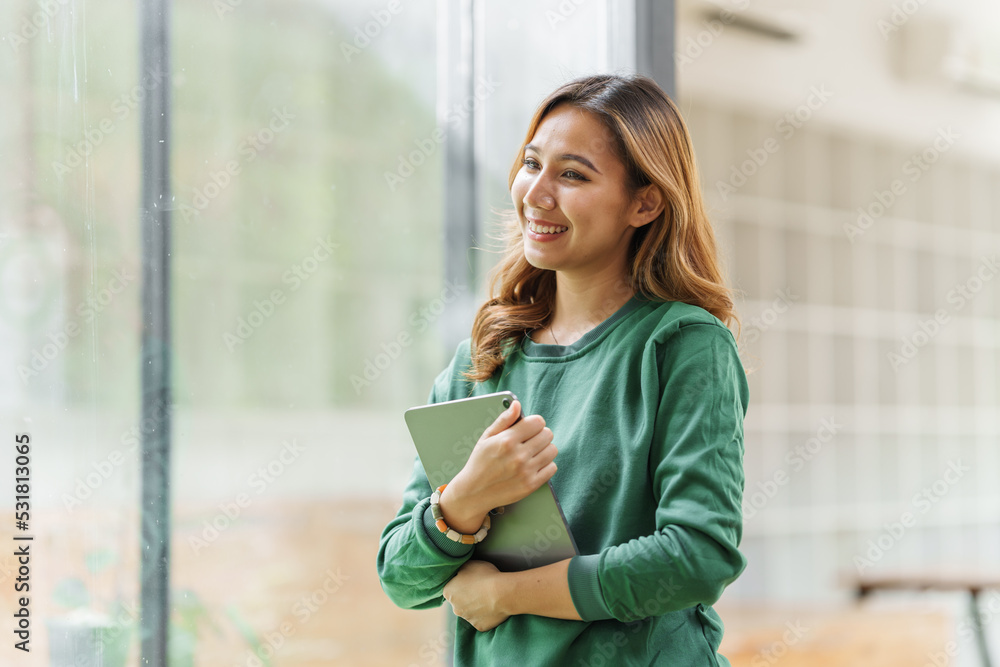 Successful asian woman entrepreneurs using tablet start up grow their businesses with laptop and technology concept. Successful asian woman entrepreneurs using tablet start up grow their businesses with laptop and technology concept.