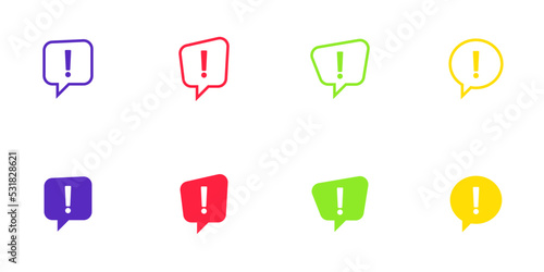Conjunto de iconos de burbuja de mensaje con signo de exclamación, estilo de colores. Advertencia de peligro. Alerta. Ilustración vectorial photo