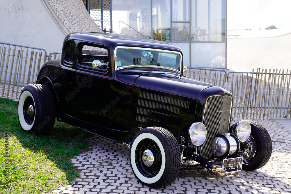 Ford Hot rod 1932 Classic American Hot Rod car StockFoto Adobe Stock