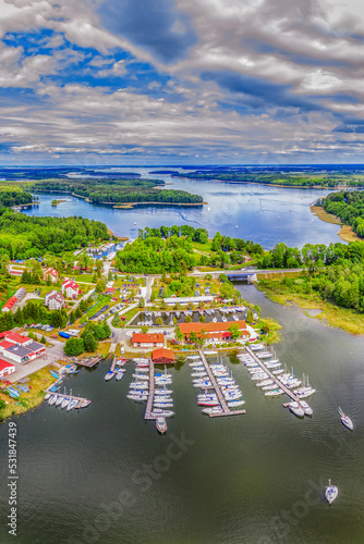 Fototapeta Naklejka Na Ścianę i Meble -  Mazury-kraina tysiąca jezior w północno-wschodniej Polsce