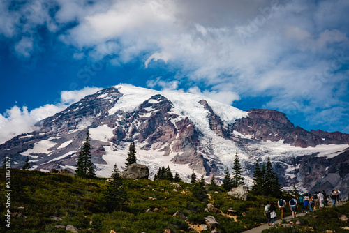 Mt Ranier with overcast clouds