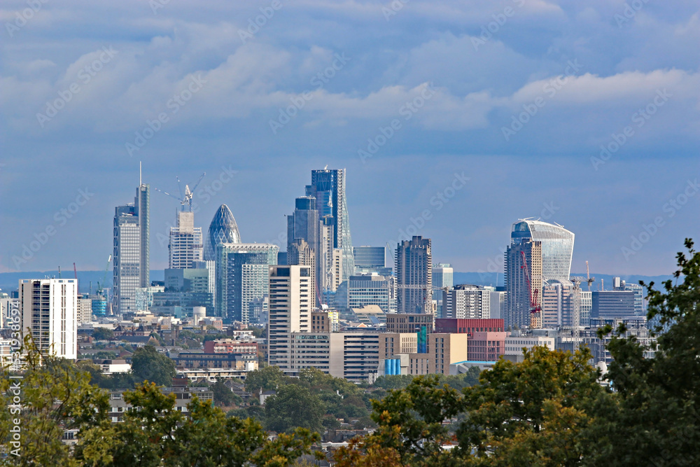 Obraz premium London skyline from Parliament Hill 
