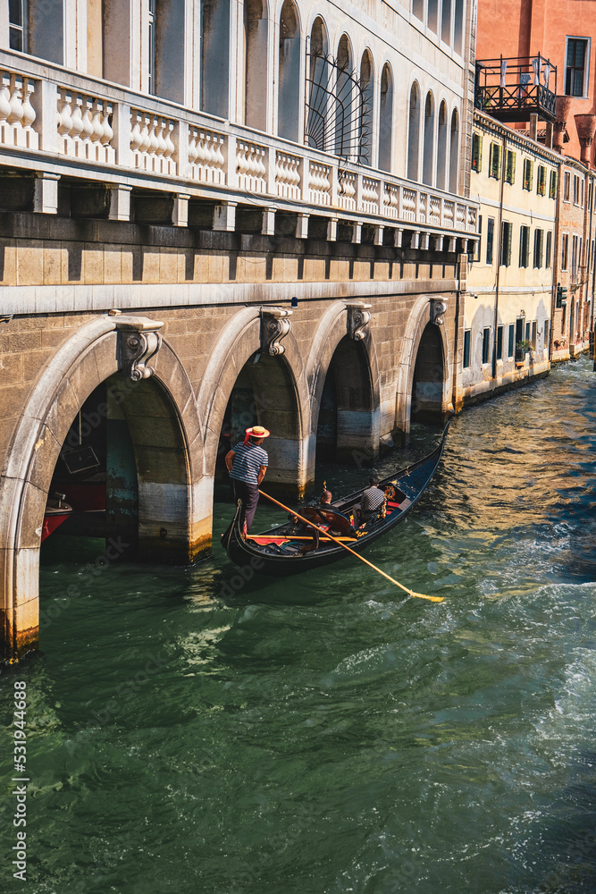 Canaux Venise gondoles