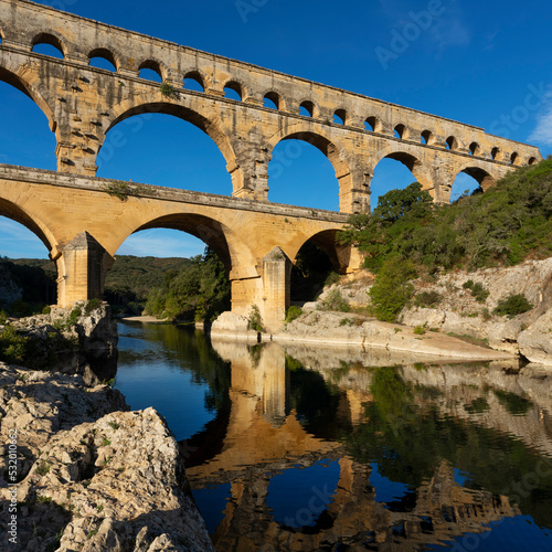 Vertical view of famous Pont du Gard
