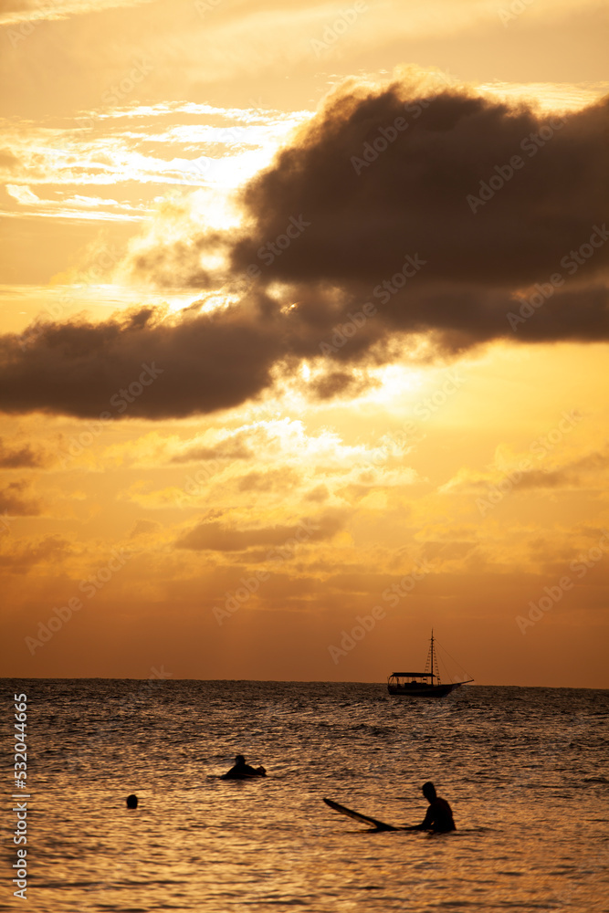 sunset em jericoacoara barcos