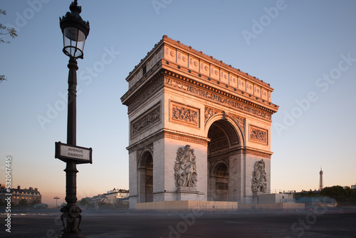 Arc de Triomphe - Paris - France © Tatiana