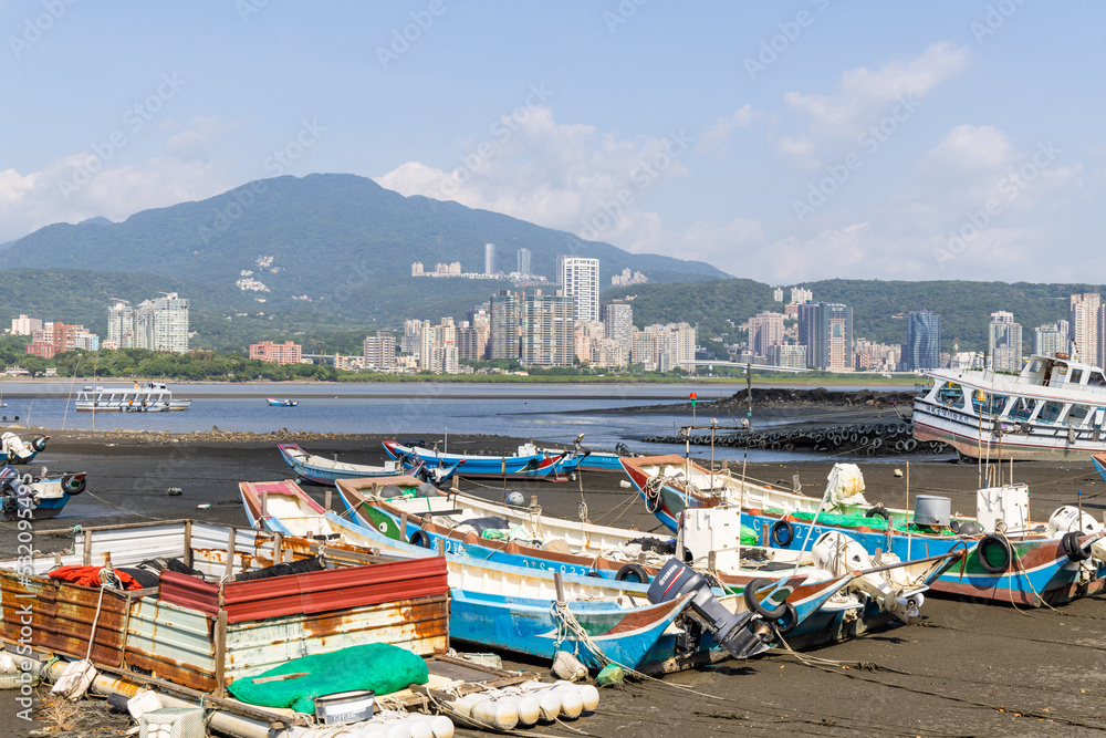 Low tide of the tamshui river in Taiwan Bail