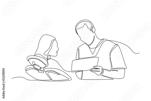 simple continuous line, drawing a dentist explain to patient about a customer's dental problem. simple continuous line. simple line.