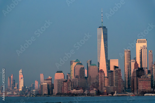 Manhattan skyline al tramonto