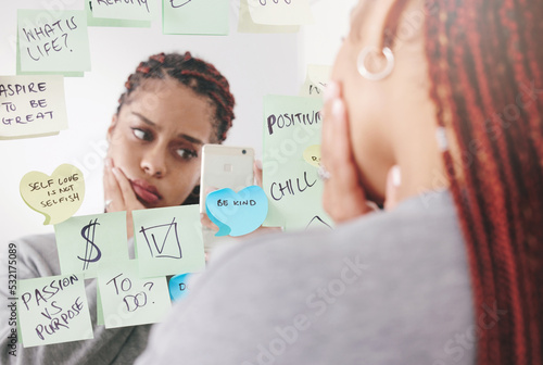 Fotografi Sticky notes, mirror and woman taking a picture on a smartphone with a sad and confused face