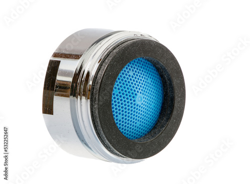 Isolated faucet aerator for saving water